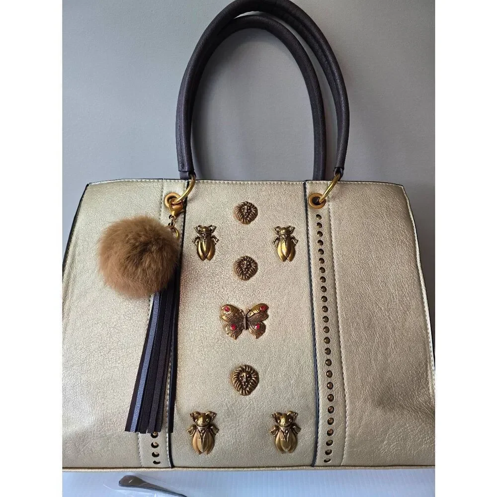 Republic Classsic Handbag Gold